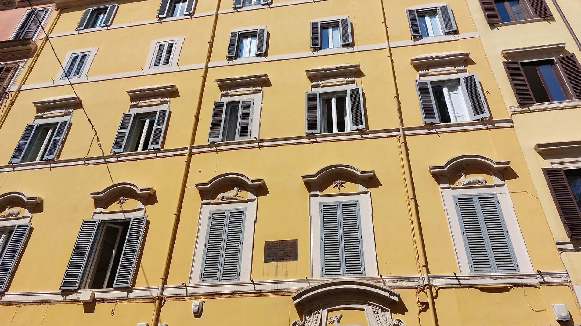 Apartment Youroom Quattro Fontane Appartamento Rome Italy